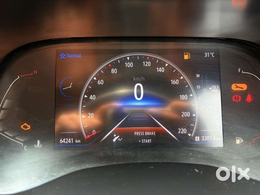 Renault Kiger, 2023, Petrol