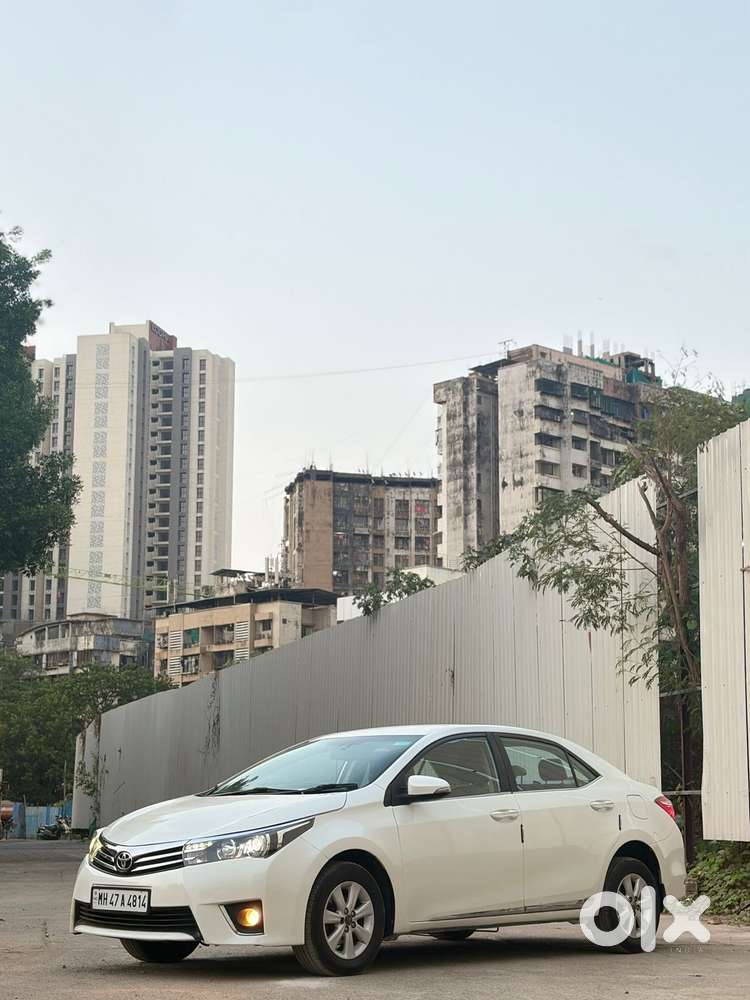 Toyota Corolla Altis 2013-2017 G At, 2015, Petrol