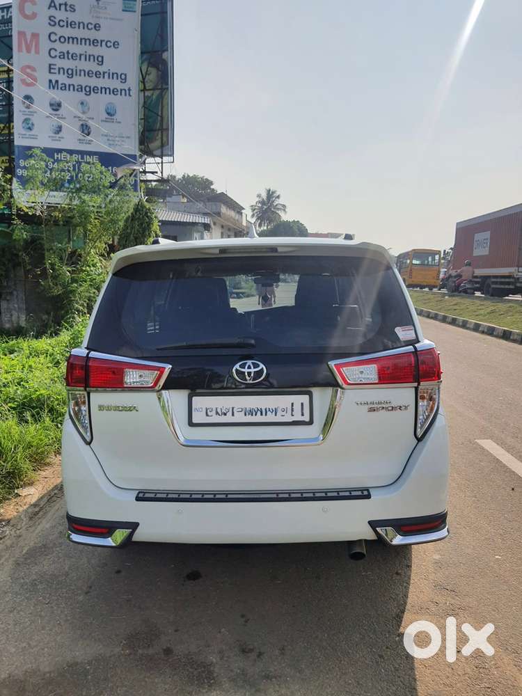 Innova Crysta 2.8 Touring Sport 2017