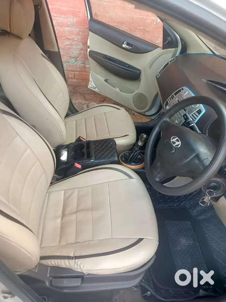 Hyundai I20 Magna 2010 Car