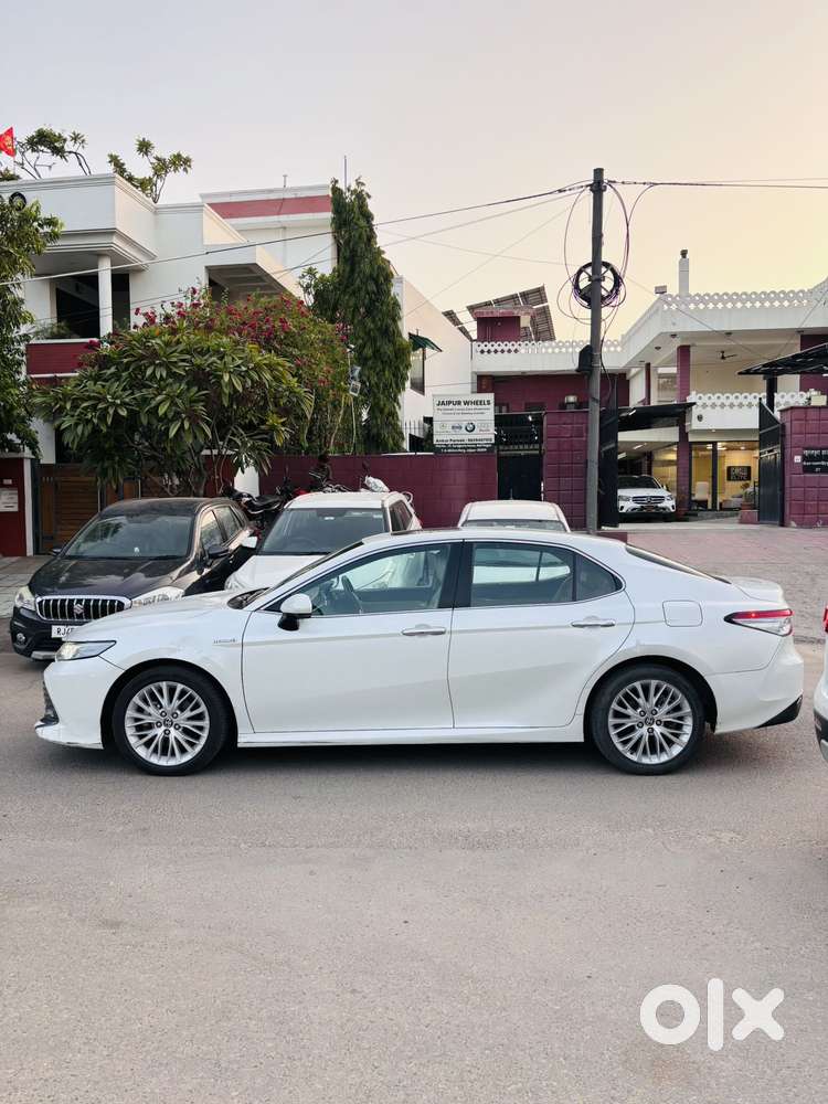 Toyota Camry 2.5 Hybrid, 2020, Petrol