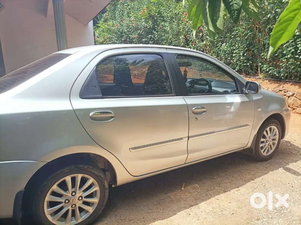 Toyota Etios 2011 Petrol Good Condition, Company Service