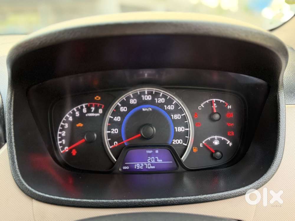Hyundai Grand I10 2013-2016 Sportz, 2016, Petrol