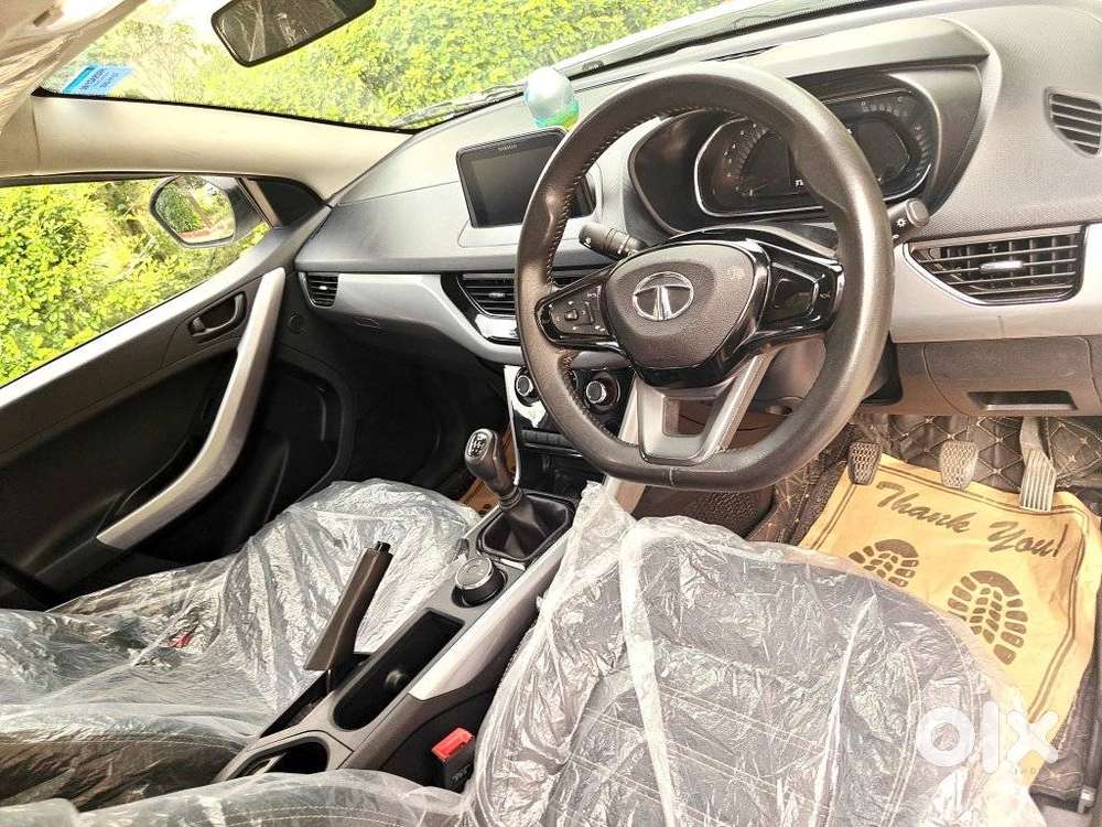 Tata Nexon 1.2 Revotron Xm Plus (s), 2022, Petrol