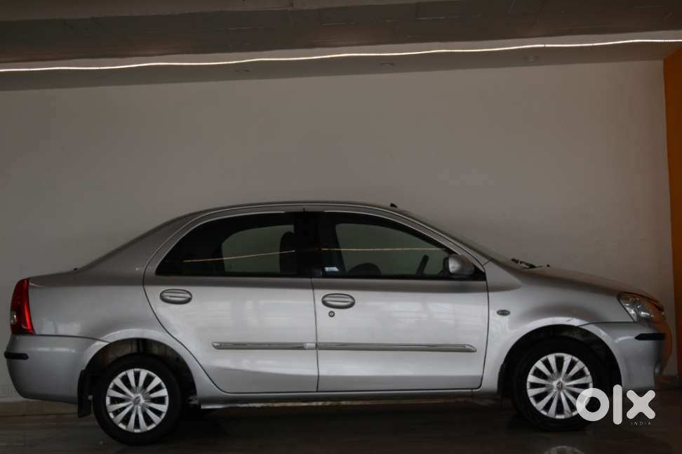 Toyota Etios 2010-2012 G, 2011, Petrol