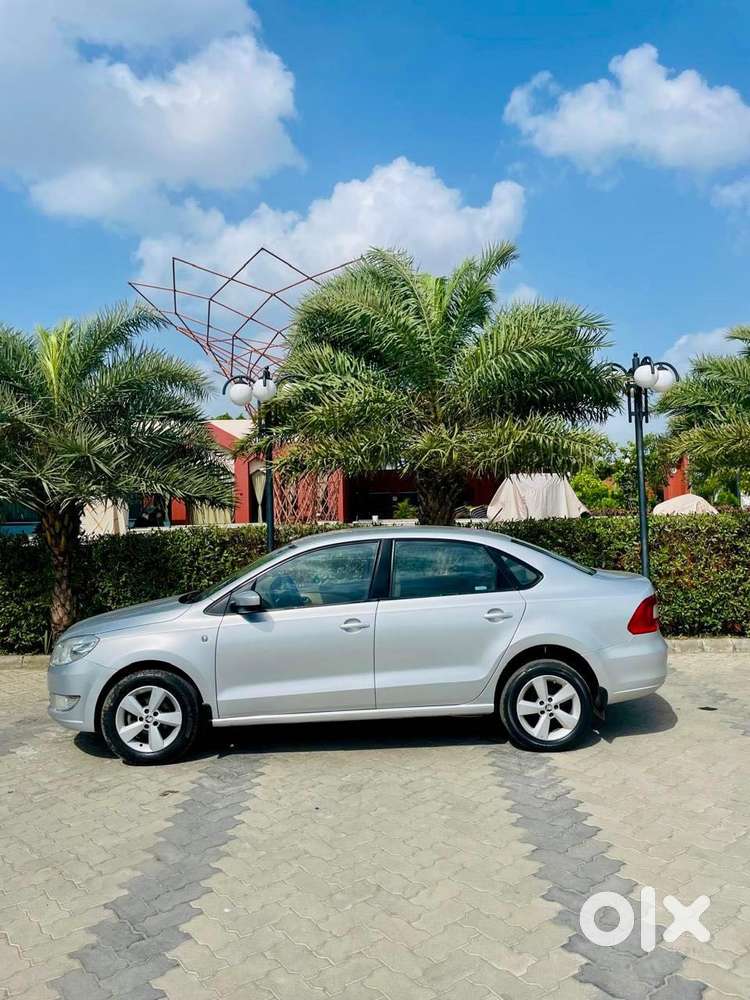 Skoda Rapid 1.6 Elegance Tdi At, 2016, Diesel