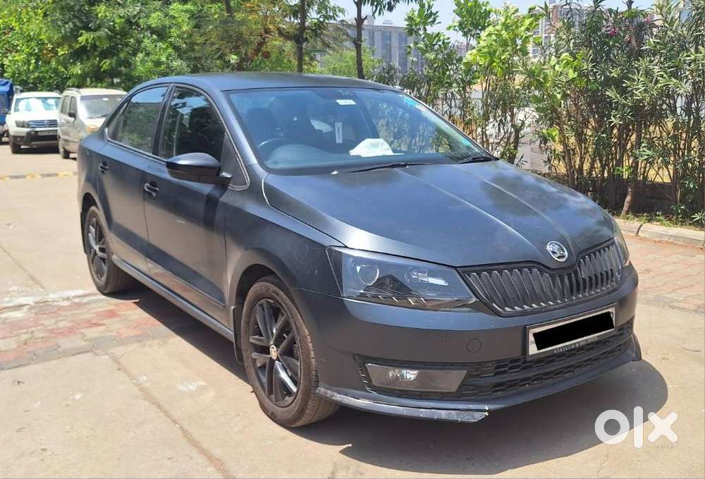 Skoda Rapid 1.0 Ambition Tsi At, 2022, Petrol