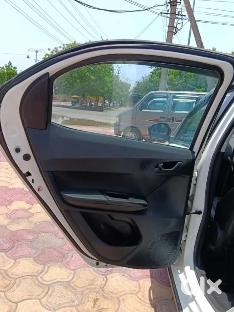 Tata Tiago Xza Plus, 2022, Petrol