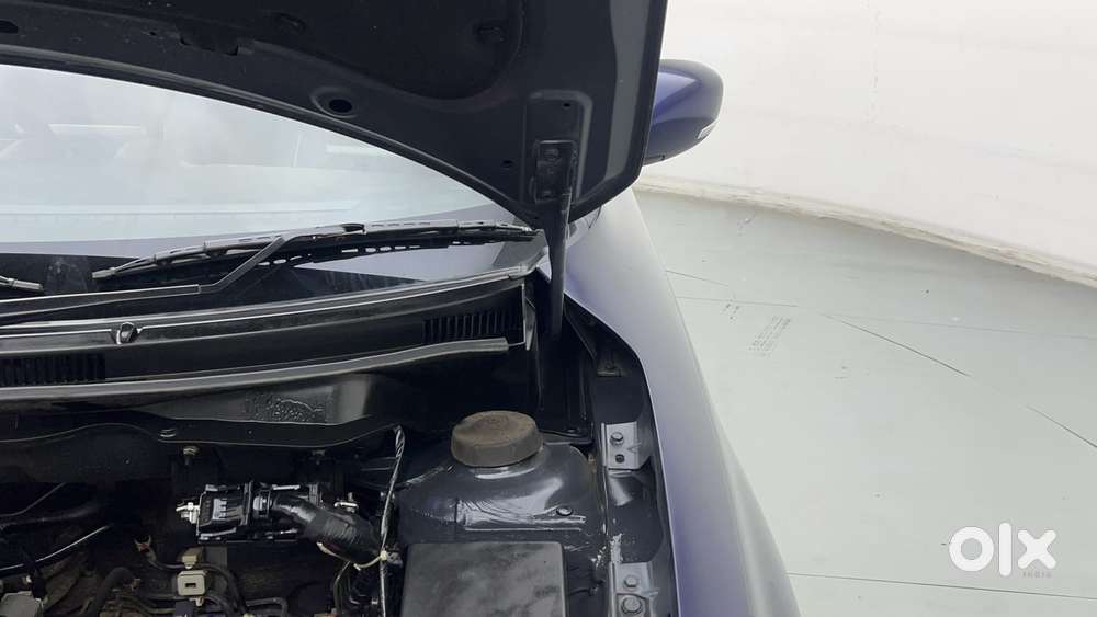 Maruti Suzuki Swift Vvt Vxi, 2022, Petrol