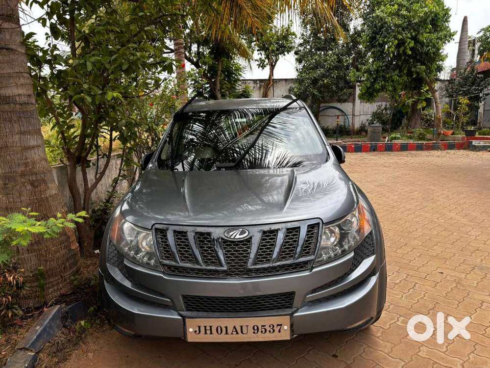Mahindra Xuv500 W8 2012