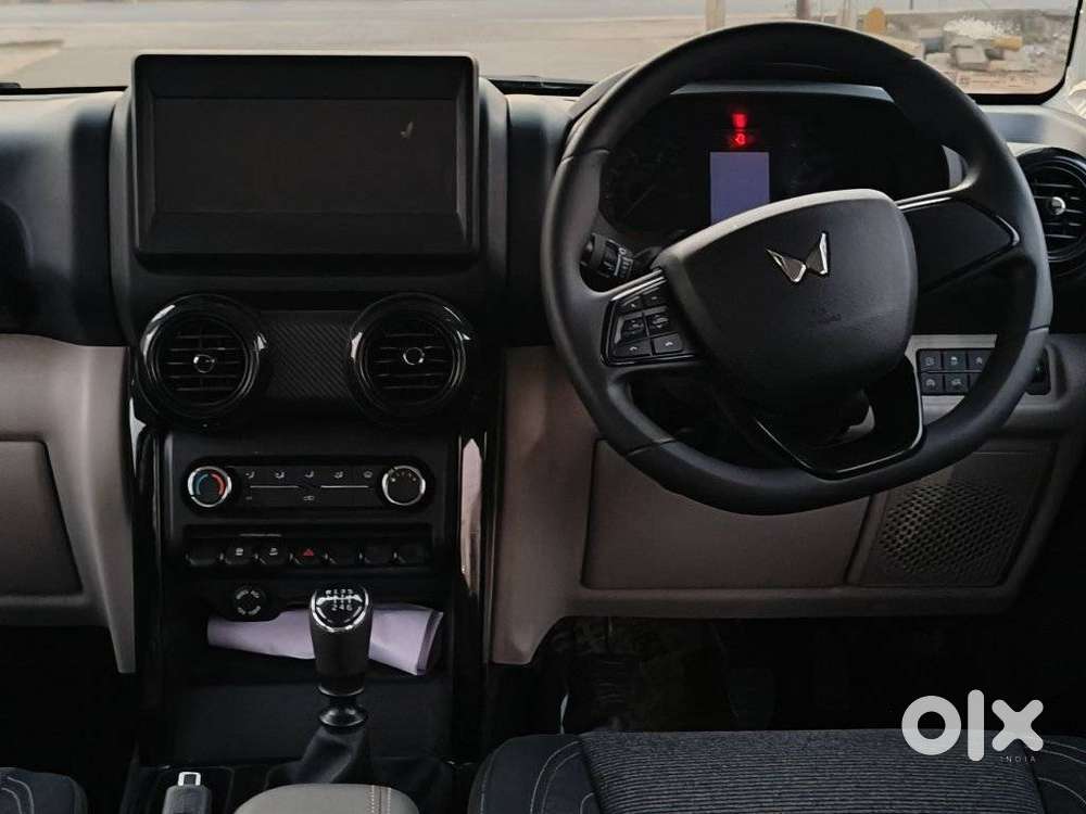 Mahindra Thar Roxx Mx1 Diesel Mt 2wd, 2026, Diesel