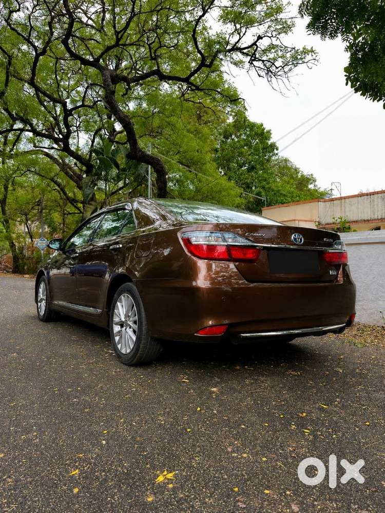 Toyota Camry Hybrid 2.5, 2015, Cng & Hybrids