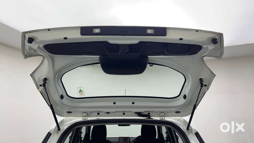 Tata Punch 1.2 Revotron Accomplished Dazzle Pack Mt, 2022, Petrol