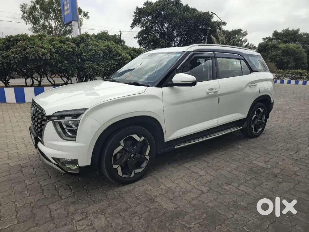 Hyundai Alcazar 2022 Diesel Auto 6 Str Dual Tone