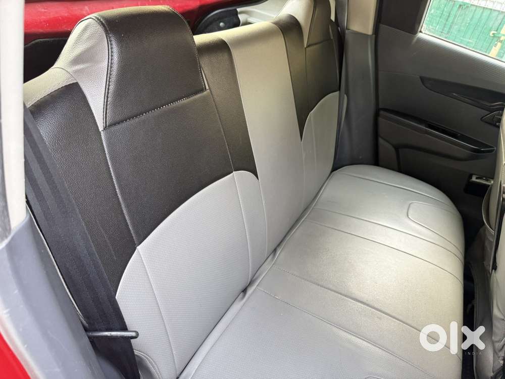 Mahindra Kuv100 Nxt 1.2 K2 Plus Petrol 6 Str, 2017, Cng & Hybrids