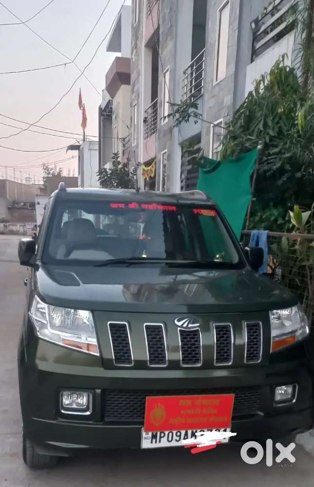 Mahindra Tuv 300 2017