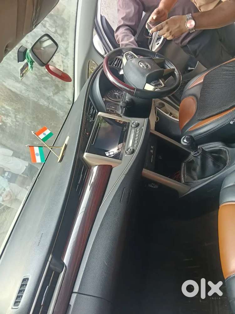 Toyota Innova Crysta 2017 Diesel Mt