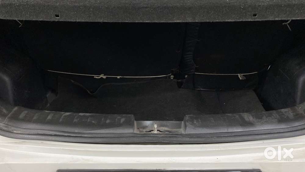 Maruti Suzuki Swift Zxi, 2015, Petrol