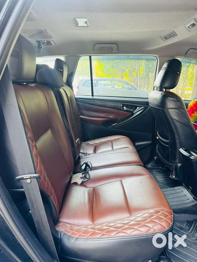 Toyota Innova Crysta 2024 Diesel 125000 Km Driven