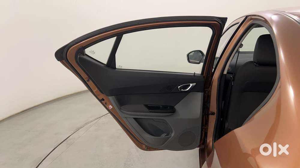 Tata Tigor Xz, 2017, Petrol