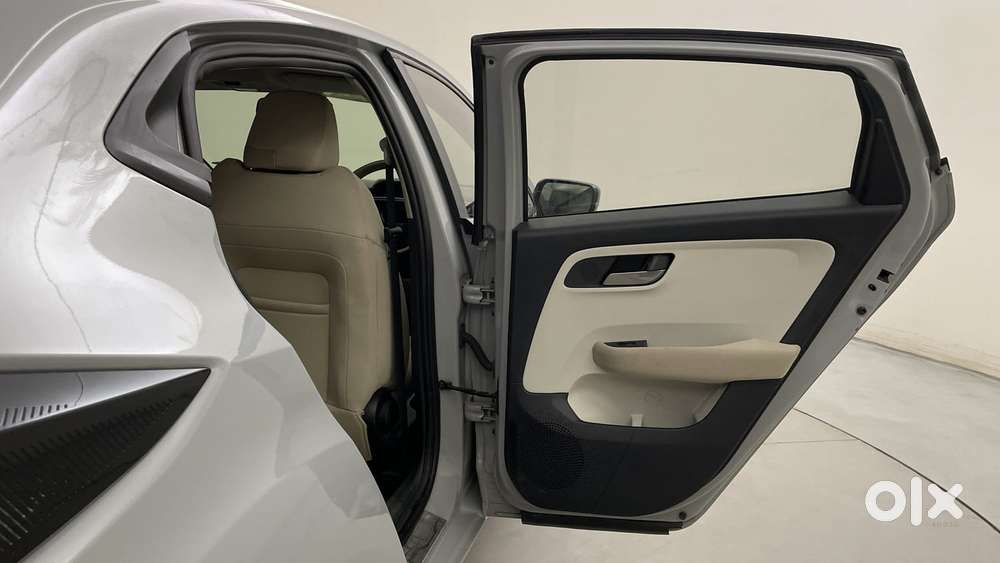 Tata Altroz Xza Petrol, 2025, Diesel