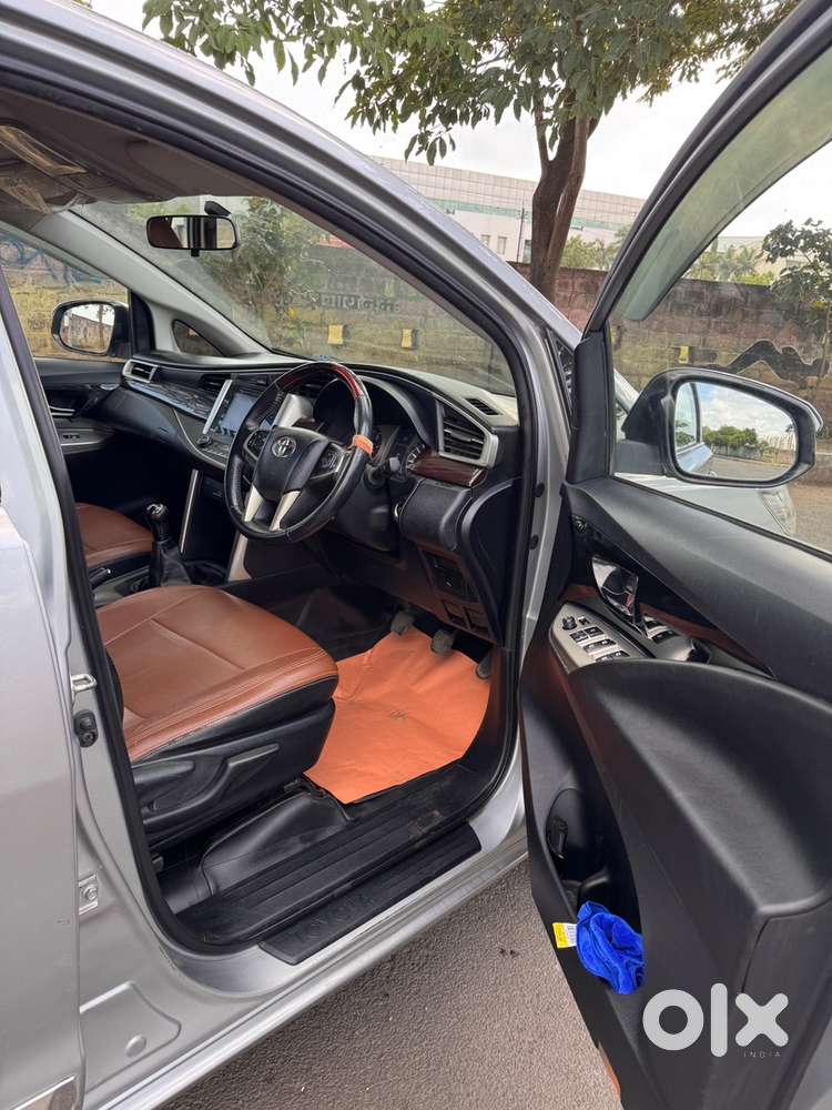 Toyota Innova Crysta 2018