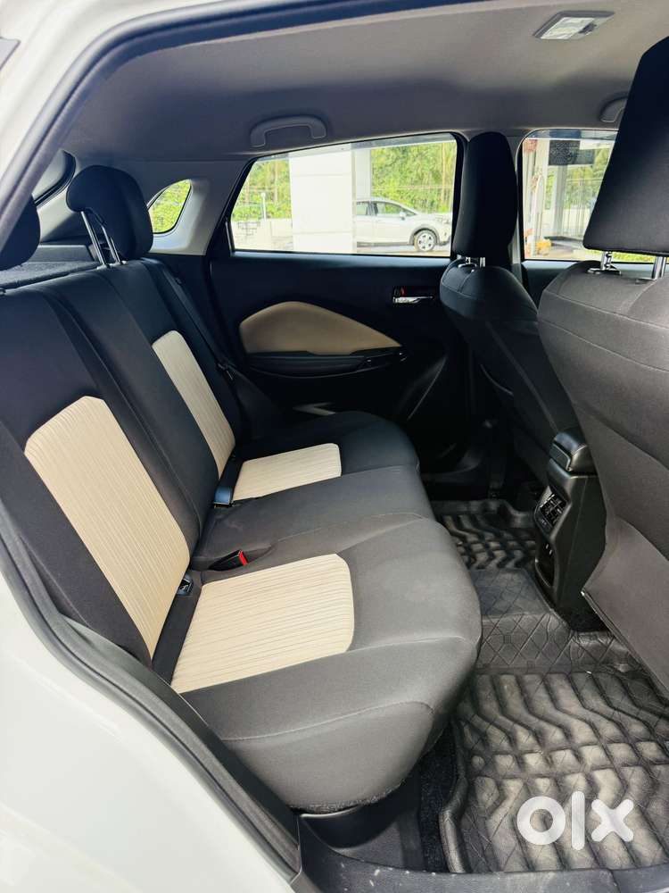 Toyota Glanza G Hybrid, 2022, Petrol