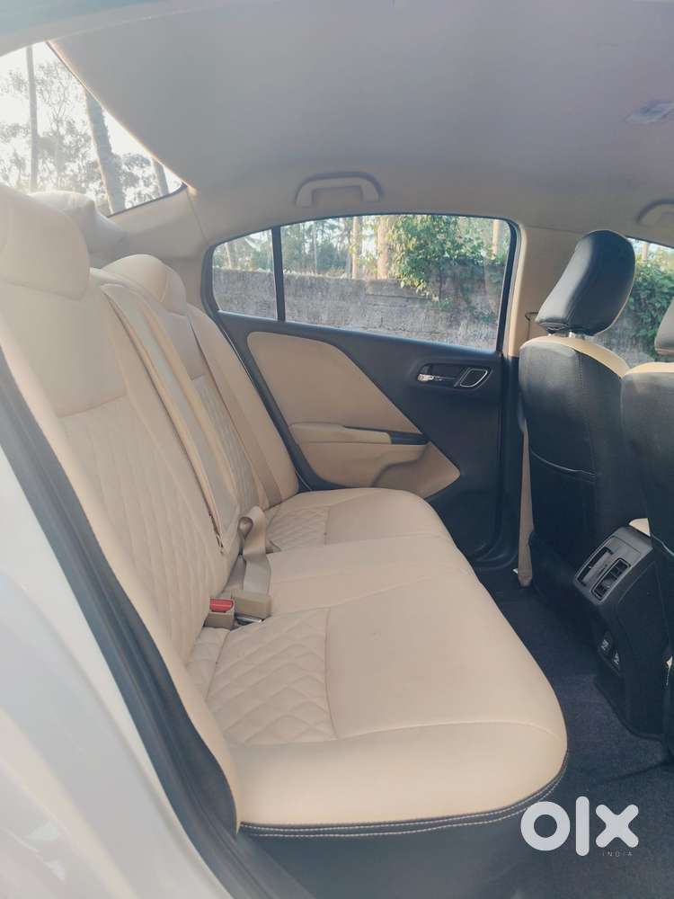 Honda City V Mt Exclusive, 2022, Petrol