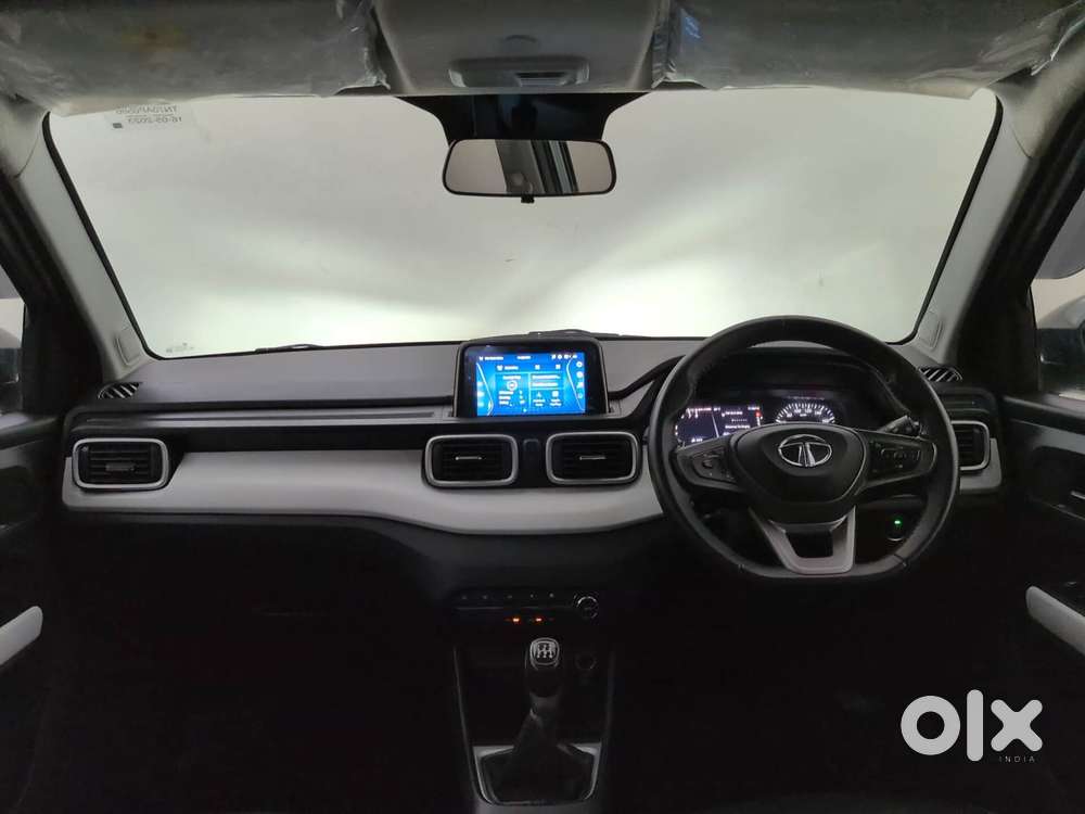 Tata Punch 1.2 Revotron Creative Dual Tone, 2023, Petrol