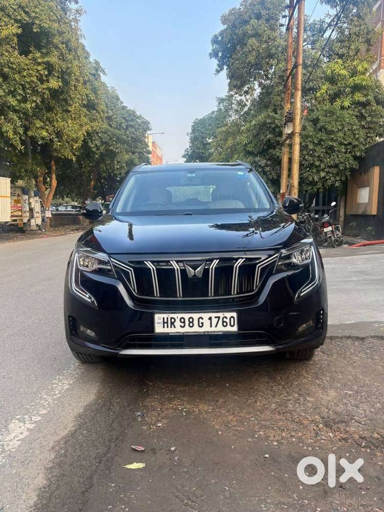 Mahindra Xuv700 2.0 Ax 5 Petrol At Str, 2022, Petrol
