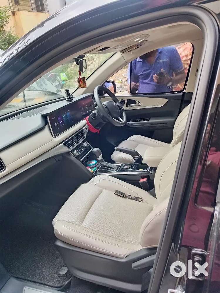 Mahindra Xuv700 Diesel 2024 For Immediate Sale