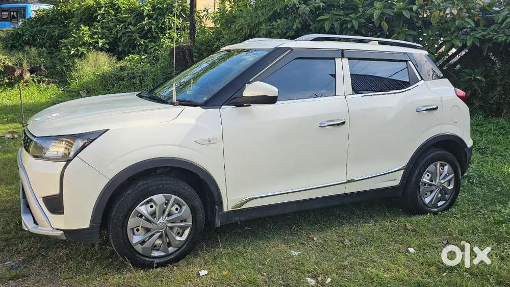 Mahindra Xuv300 2019 Petrol (first Owner)