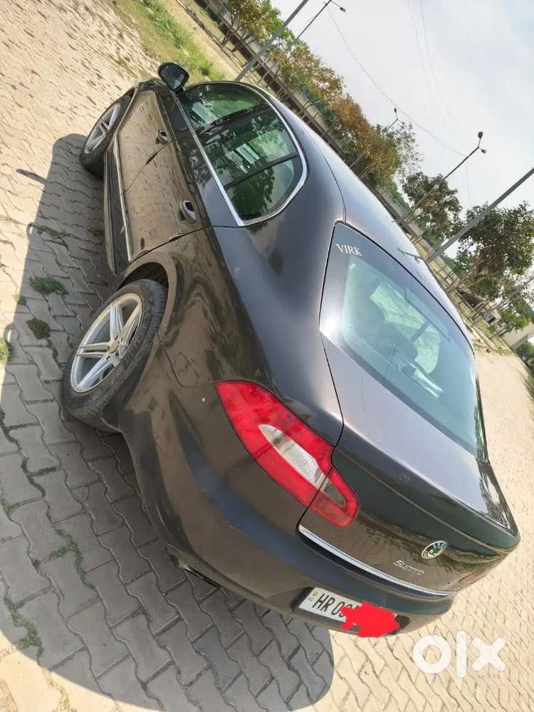 Alloy Tyre Passing 5 Month Sunroof Music System