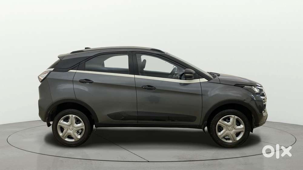 Tata Nexon 1.5 Revotorq Xma Amt, 2021, Petrol
