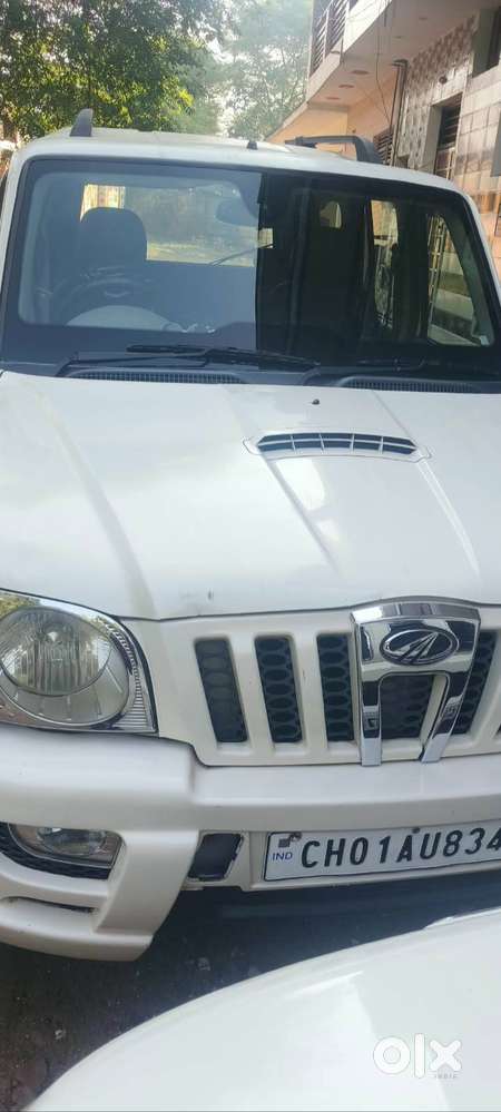 Mahindra Scorpio Lx 2013