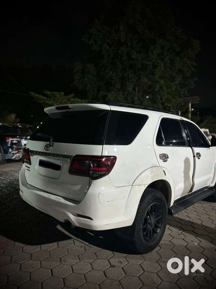 Toyota Fortuner Diesel 2012