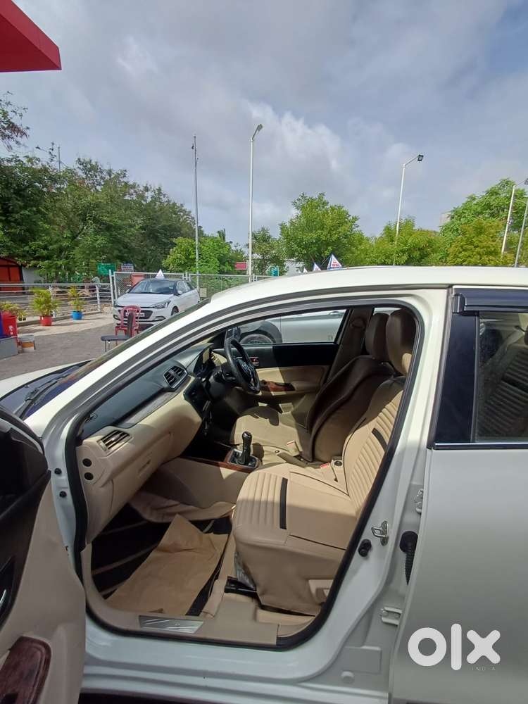 Maruti Suzuki Dzire 1.2 Vxi, 2022, Petrol
