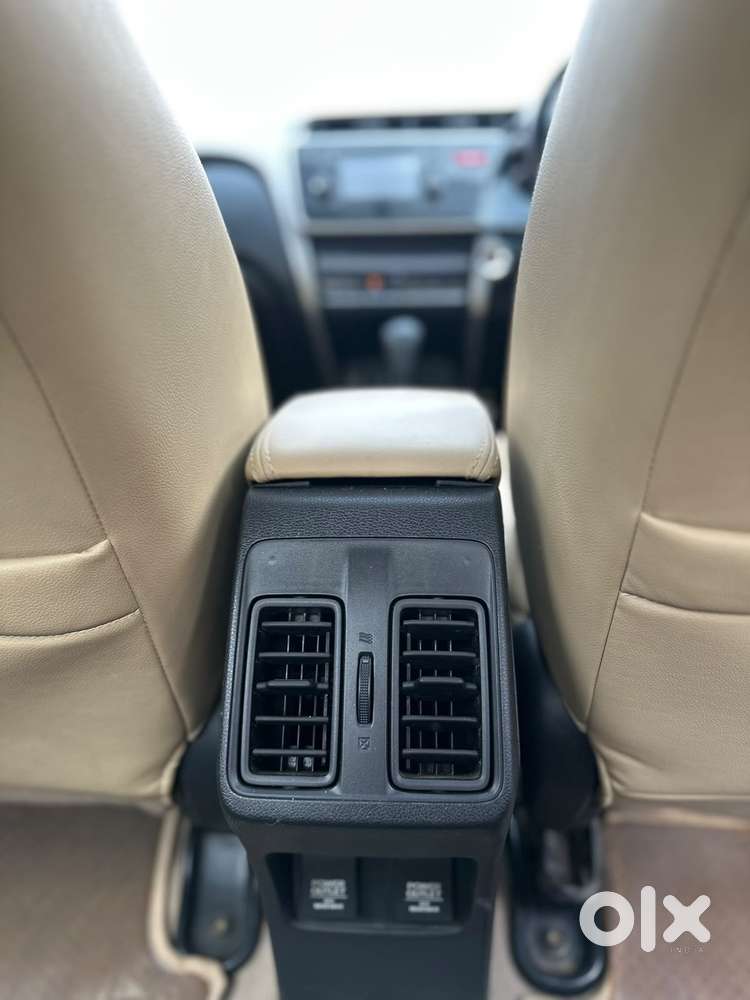 Honda City V At Sunroof I-vtec, 2016, Petrol