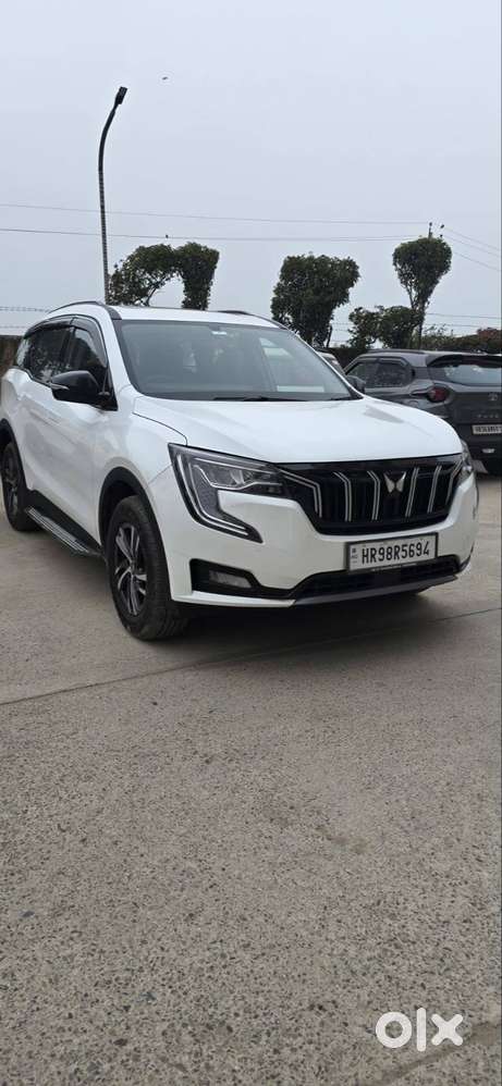 Mahindra Xuv700 2024 Petrol 5500 Km Driven