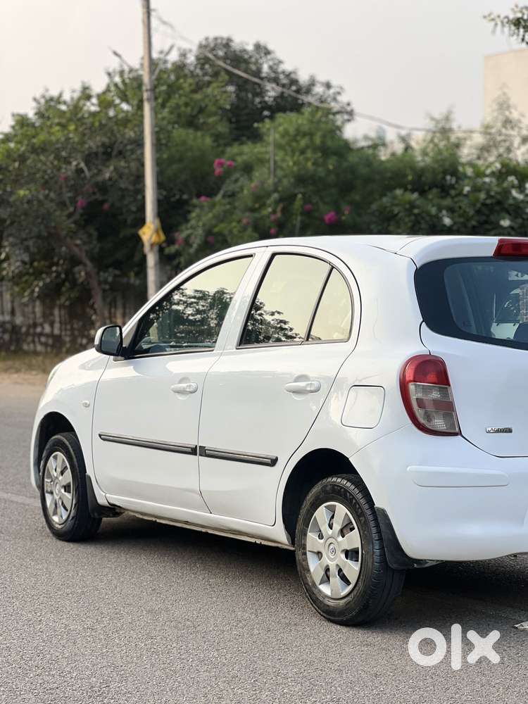 Nissan Micra Cvt Xv, 2015, Petrol