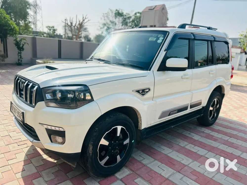 Mahindra Scorpio Classic 2022