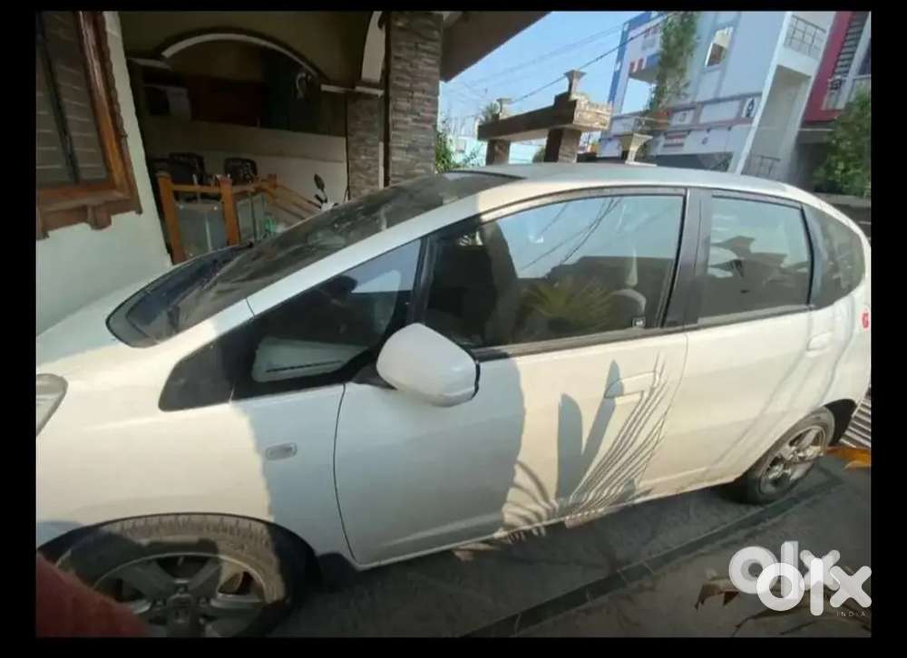 Honda Jazz 2010 Petrol Well Maintained With Dual Air Bags
