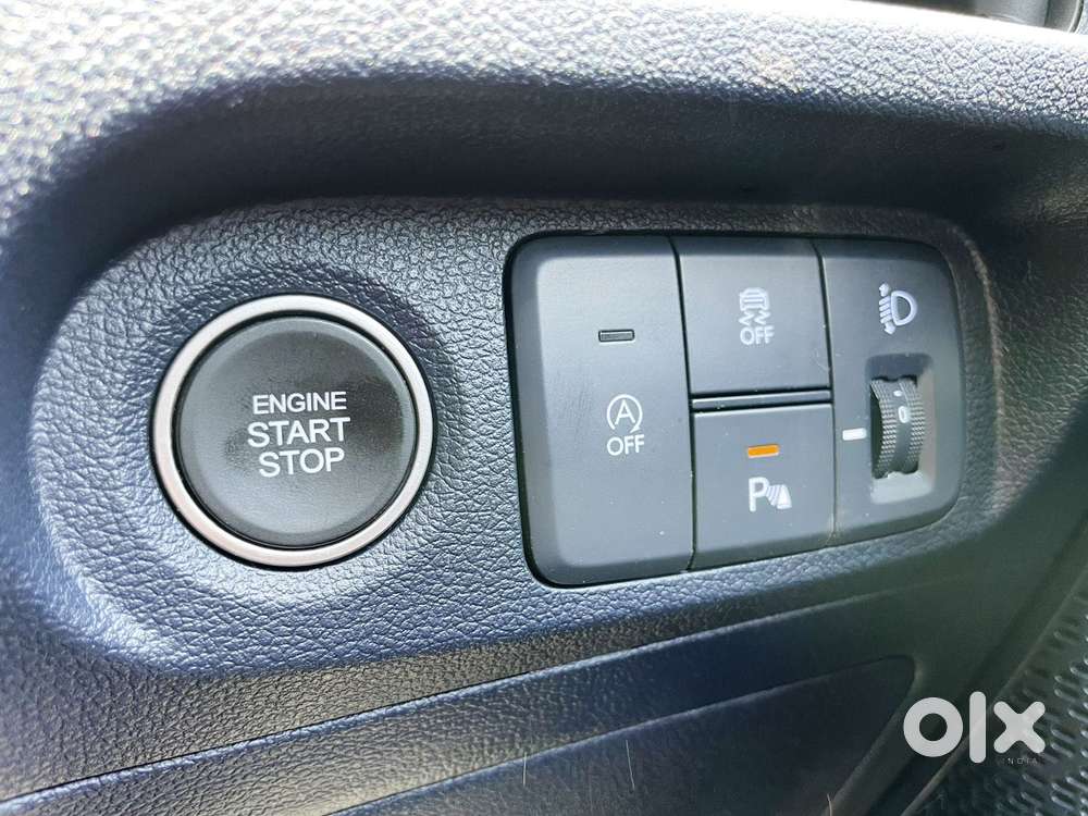 Hyundai Alcazar Signature (o) Adventure At 7 Str, 2025, Petrol