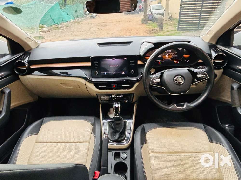 Skoda Slavia 1.0 Tsi Style, 2022, Petrol