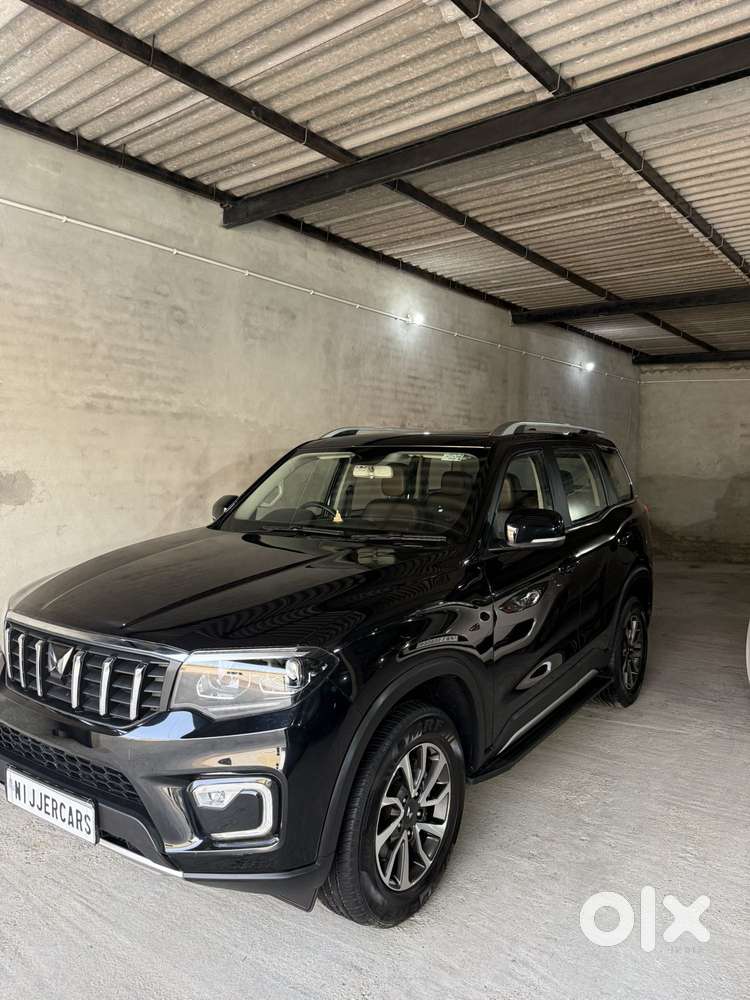Mahindra Scorpio N Z8 Select Diesel At 2wd 7-seater, 2024, Diesel