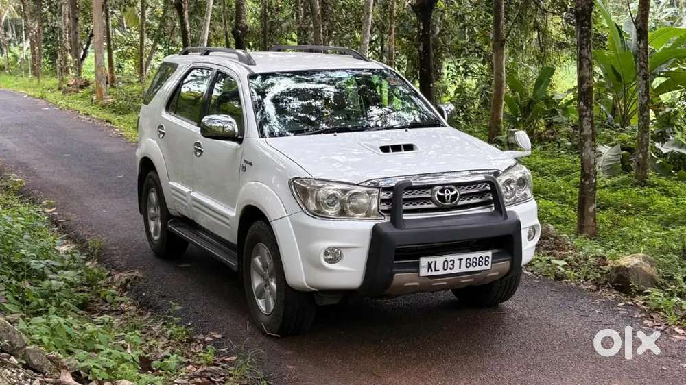 Toyota Fortuner 2010 Diesel