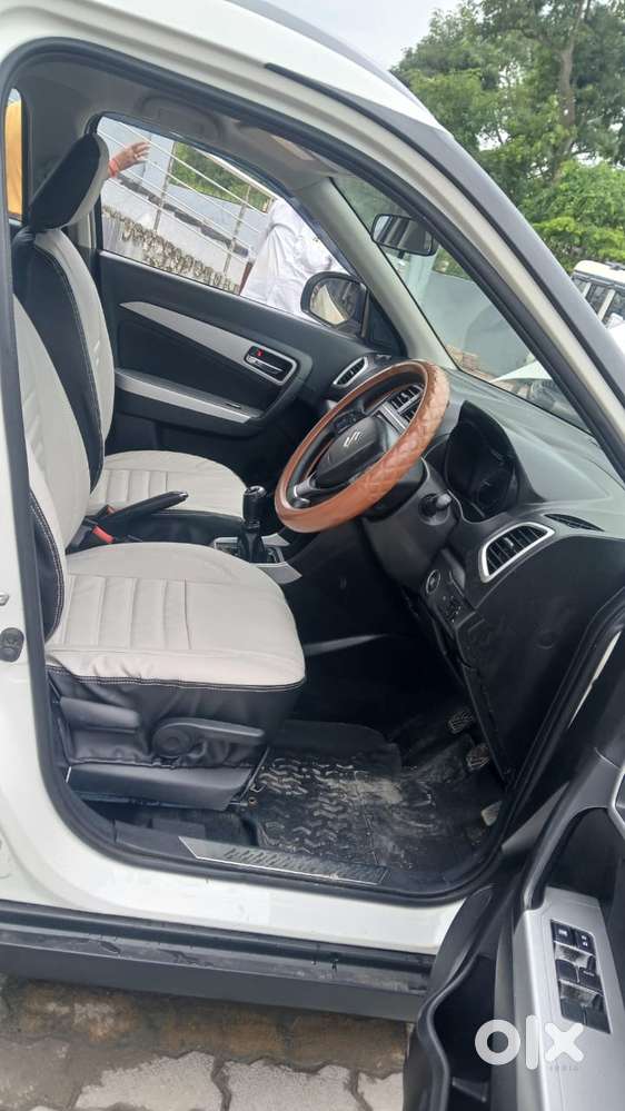 Maruti Suzuki Brezza Zxi Plus At, 2020, Petrol