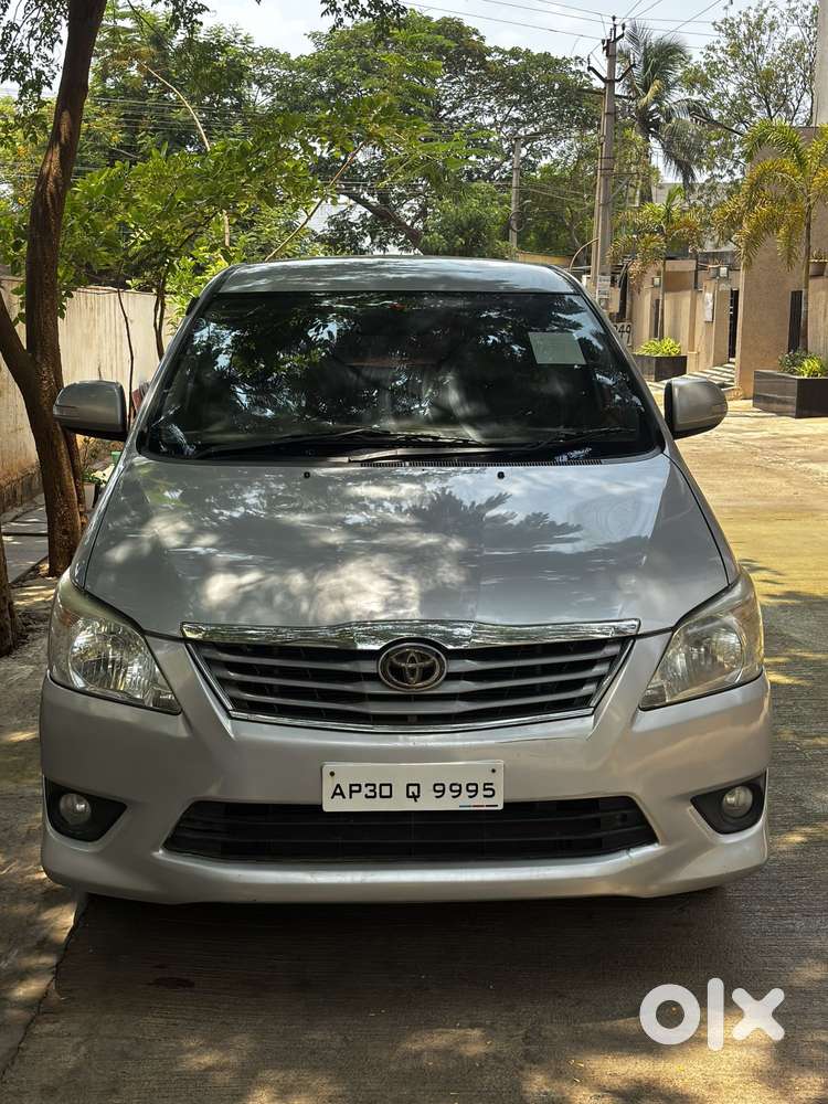 Toyota Innova 2.5 V 7 Str, 2012, Diesel