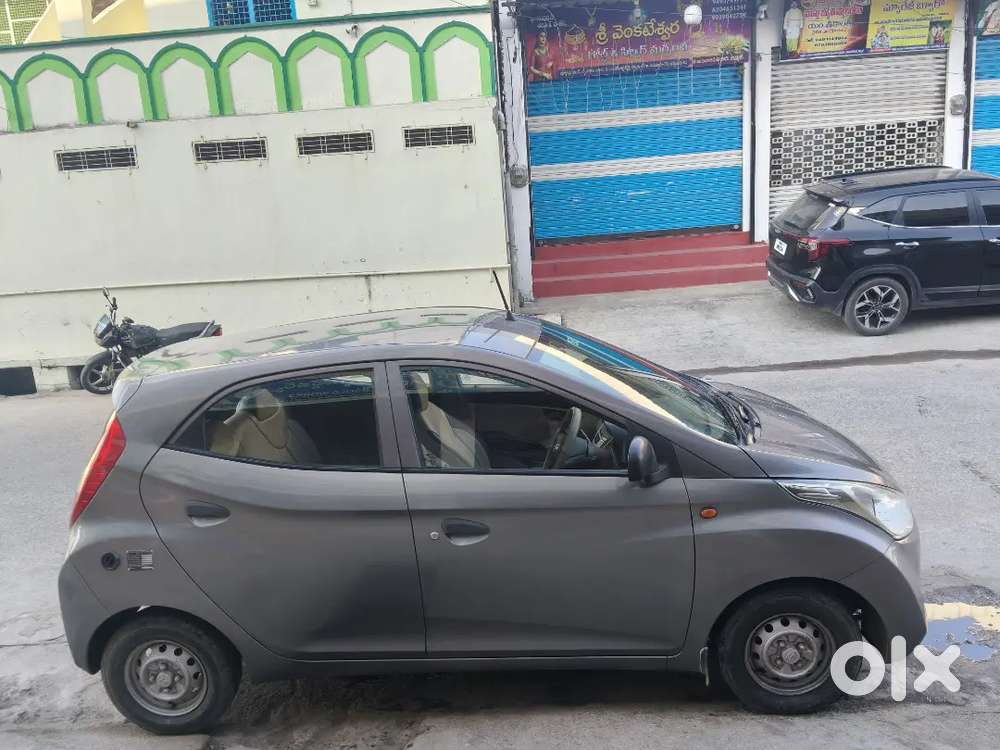 Hyundai Eon 2013 Lpg Car Excellent Condition