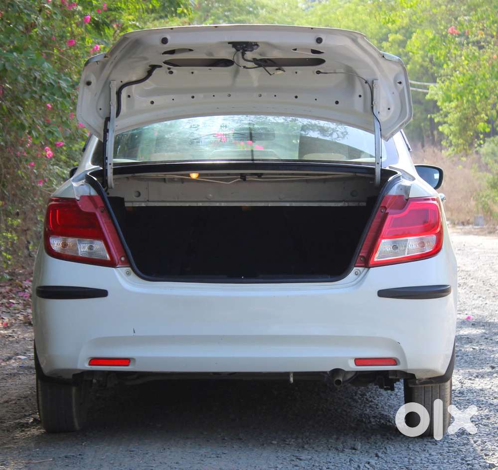 Maruti Suzuki Dzire 1.2 Vxi, 2017, Petrol